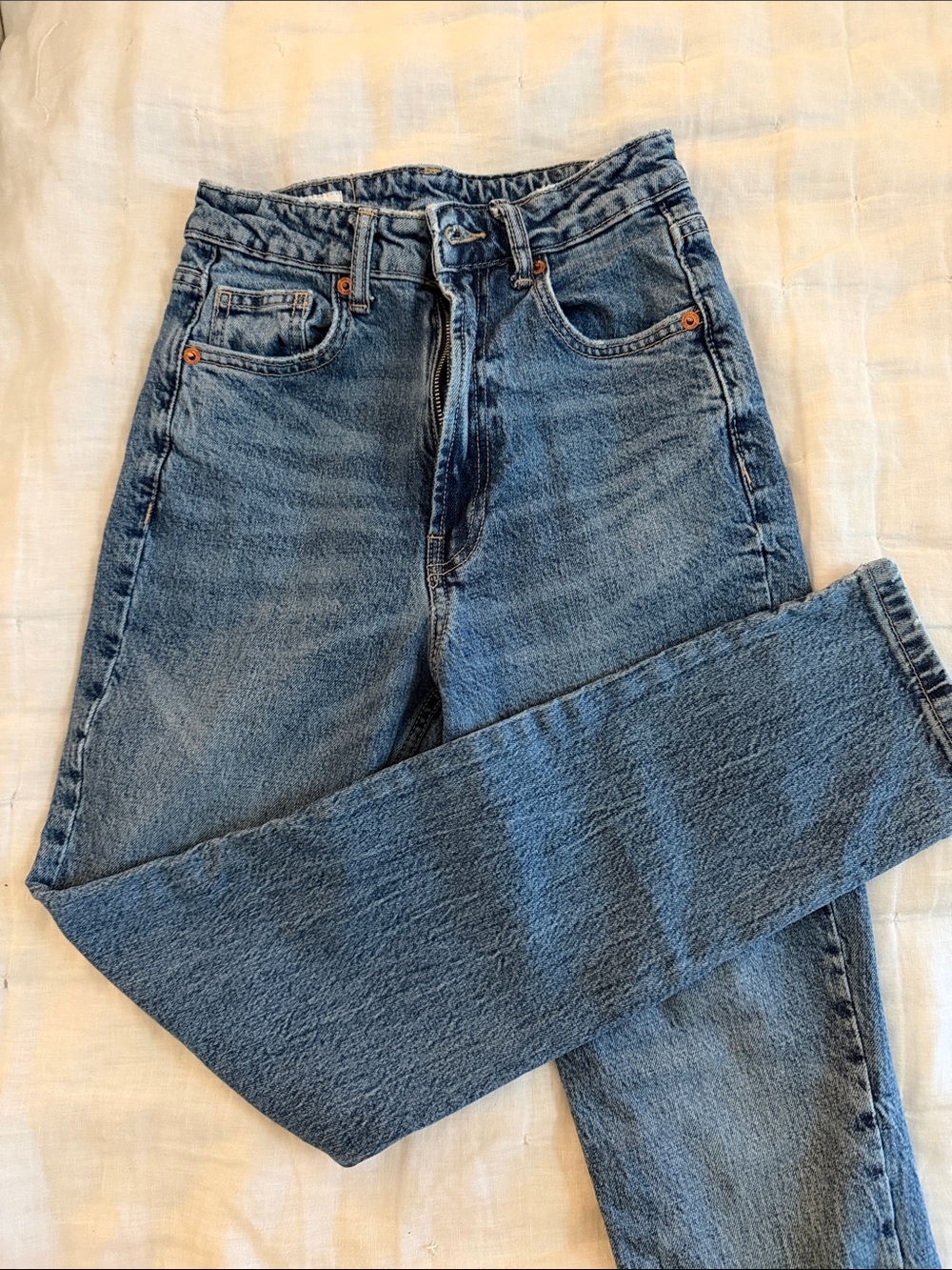 Zara High-Rise Light Blue Mom Jeans